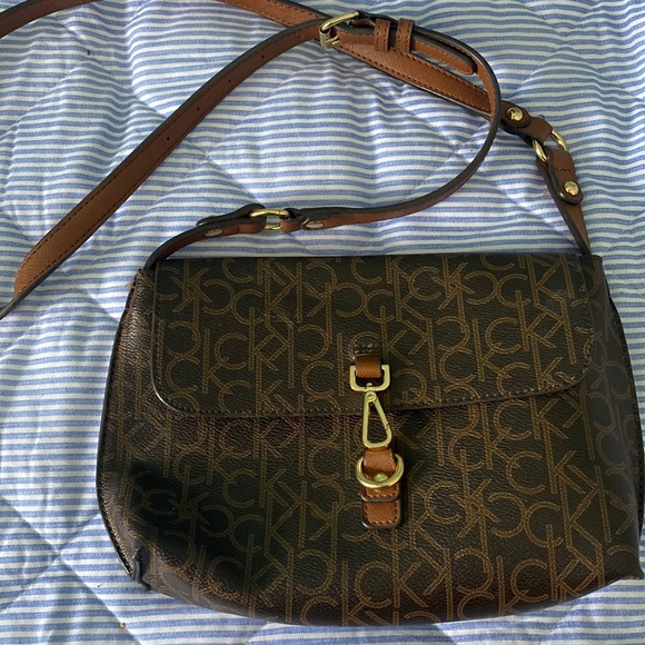 USED: Calvin Klein Crossbody
